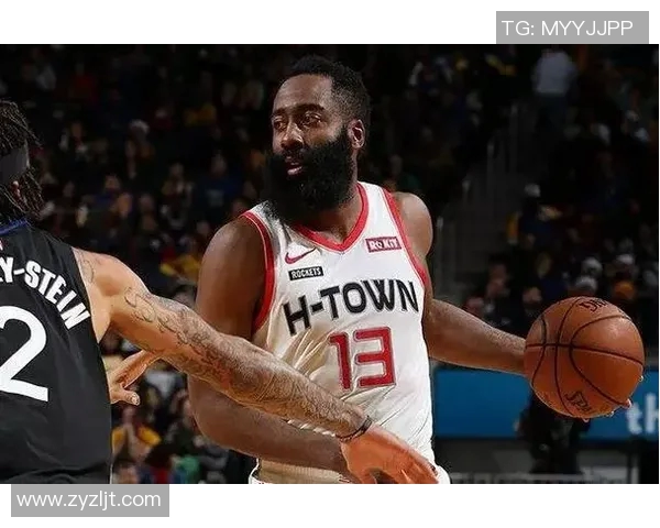 休斯顿火箭与篮网激战1102场面精彩球迷热情高涨