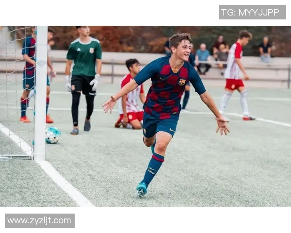 加克波的崛起之路：从青涩少年到足球场上的闪耀明星